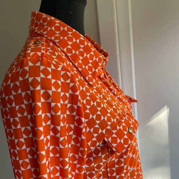 Sport graphic orange button shirt - Picture 7 of 9